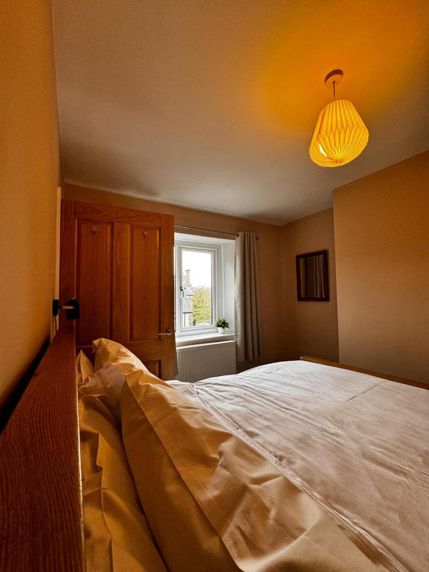 Cosy Central Buxton Terraced House Exterior photo