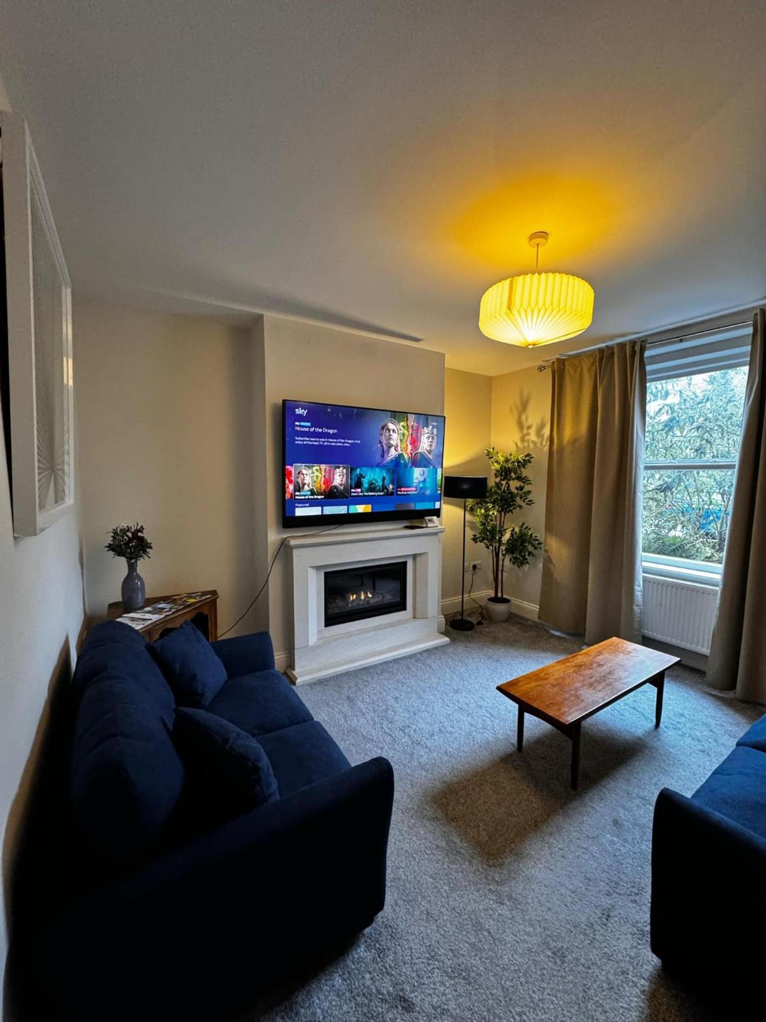 Cosy Central Buxton Terraced House Exterior photo