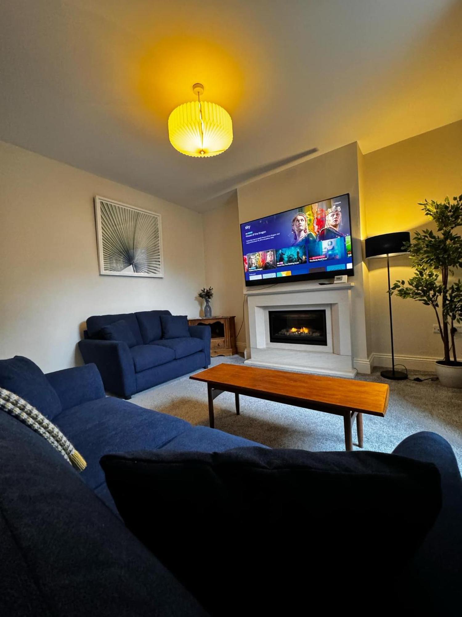 Cosy Central Buxton Terraced House Exterior photo